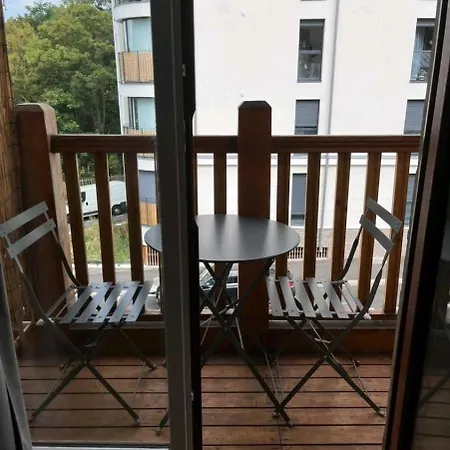 Apartment Charme Petite Terrasse A 400m De Paris *